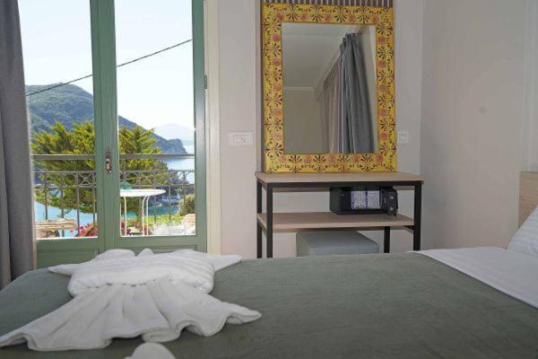 Saint George Hotel Парга Екстериор снимка