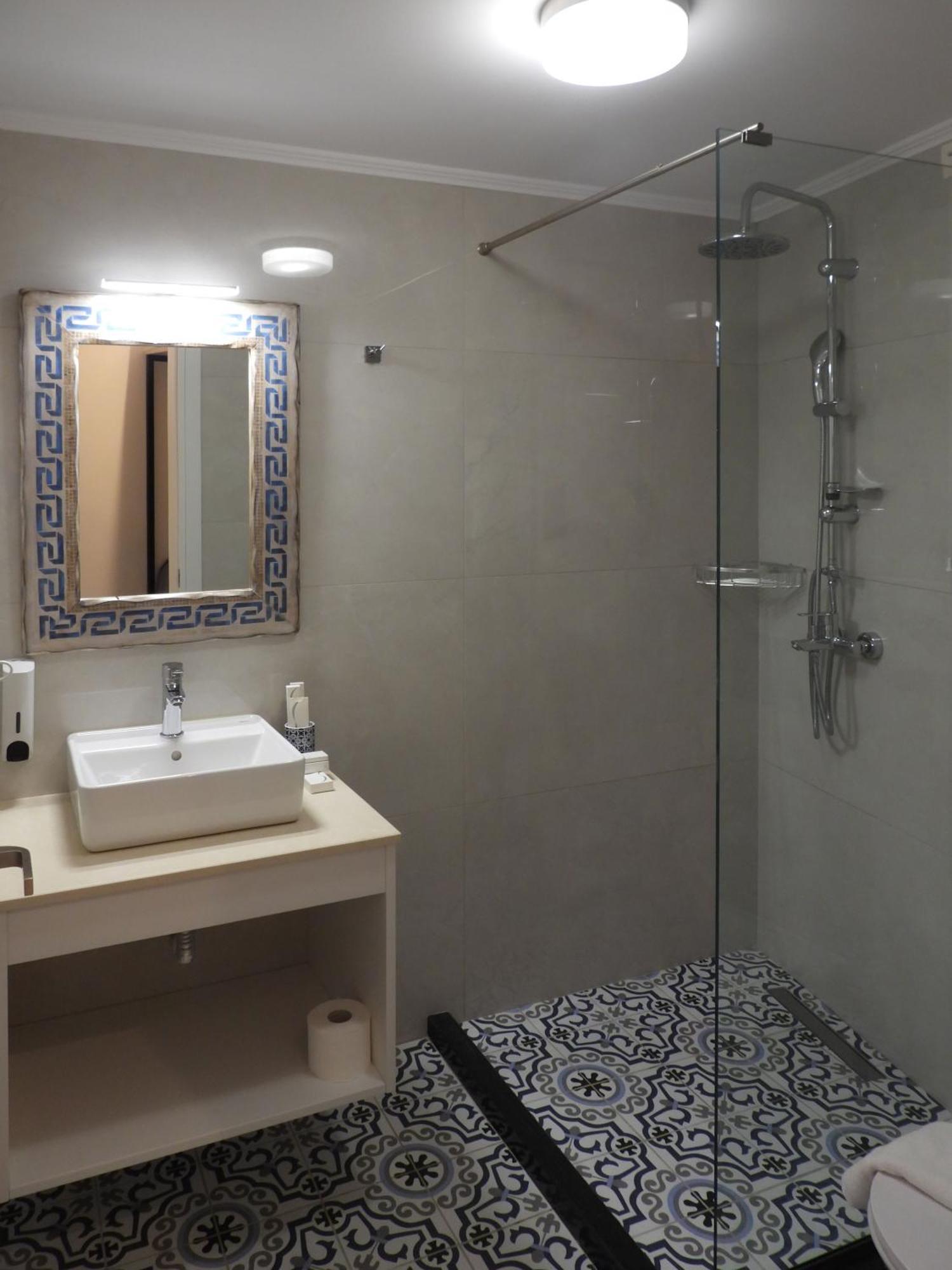 Saint George Hotel Парга Стая снимка