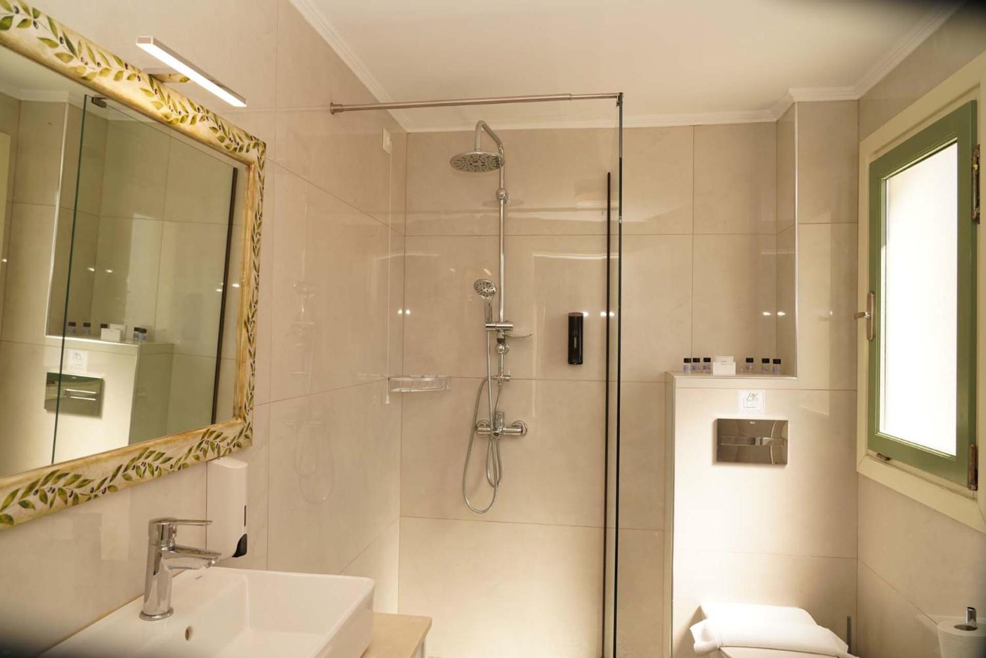 Saint George Hotel Парга Стая снимка